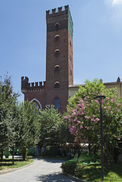 Castello Medici Del Vascello Apartment Асти Екстериор снимка